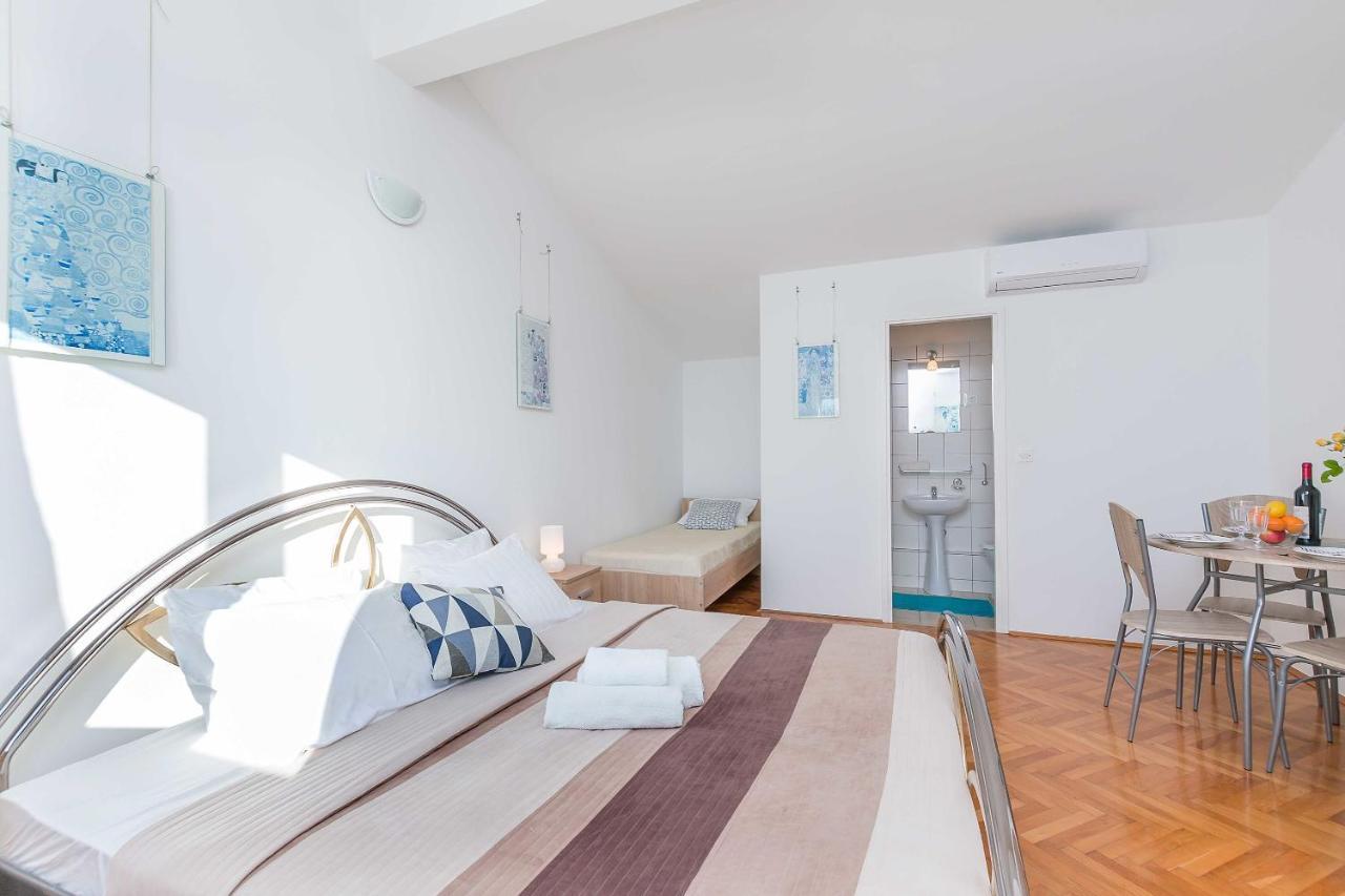 Apartmani Neno Lokva Rogoznica Exterior foto