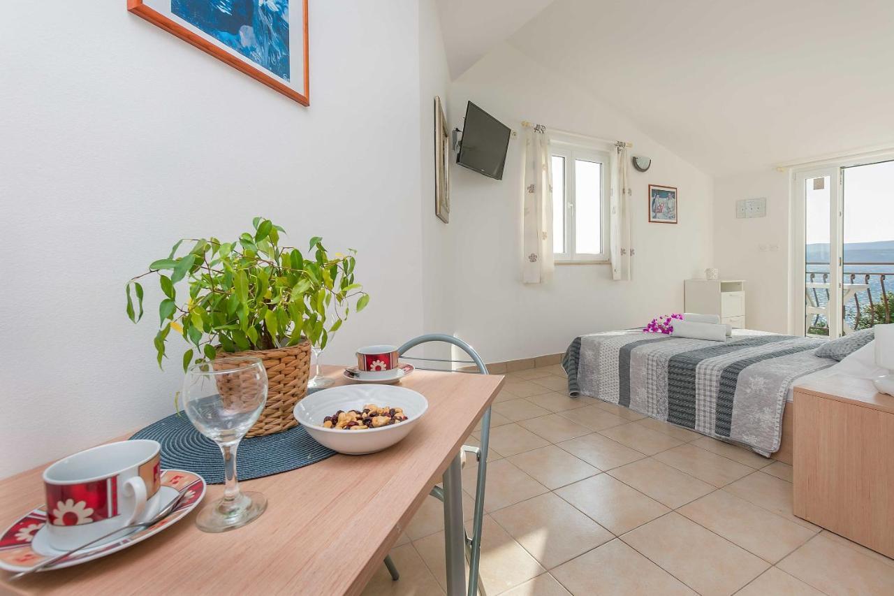 Apartmani Neno Lokva Rogoznica Exterior foto